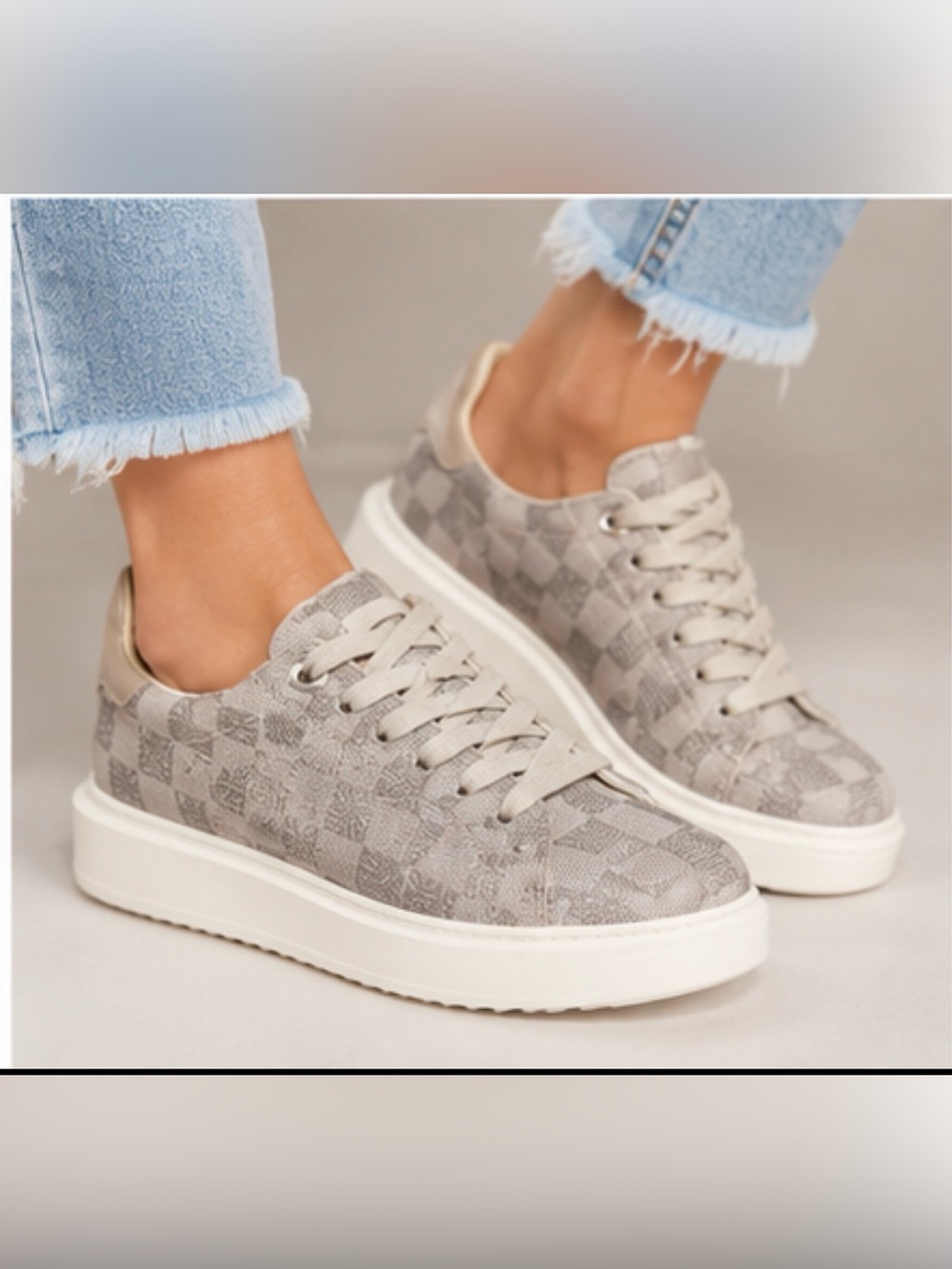 Steve Madden Taupe & Grey Checkered Platform Sneaker size 9 & 9.5 Fits TTS-NEW!